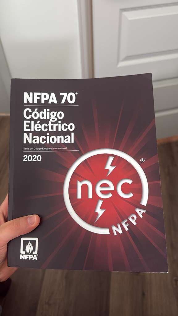 NEC 2020 Spanish Edition with Tabs - Codigo Electrico Nacional en Español con Etiquetas