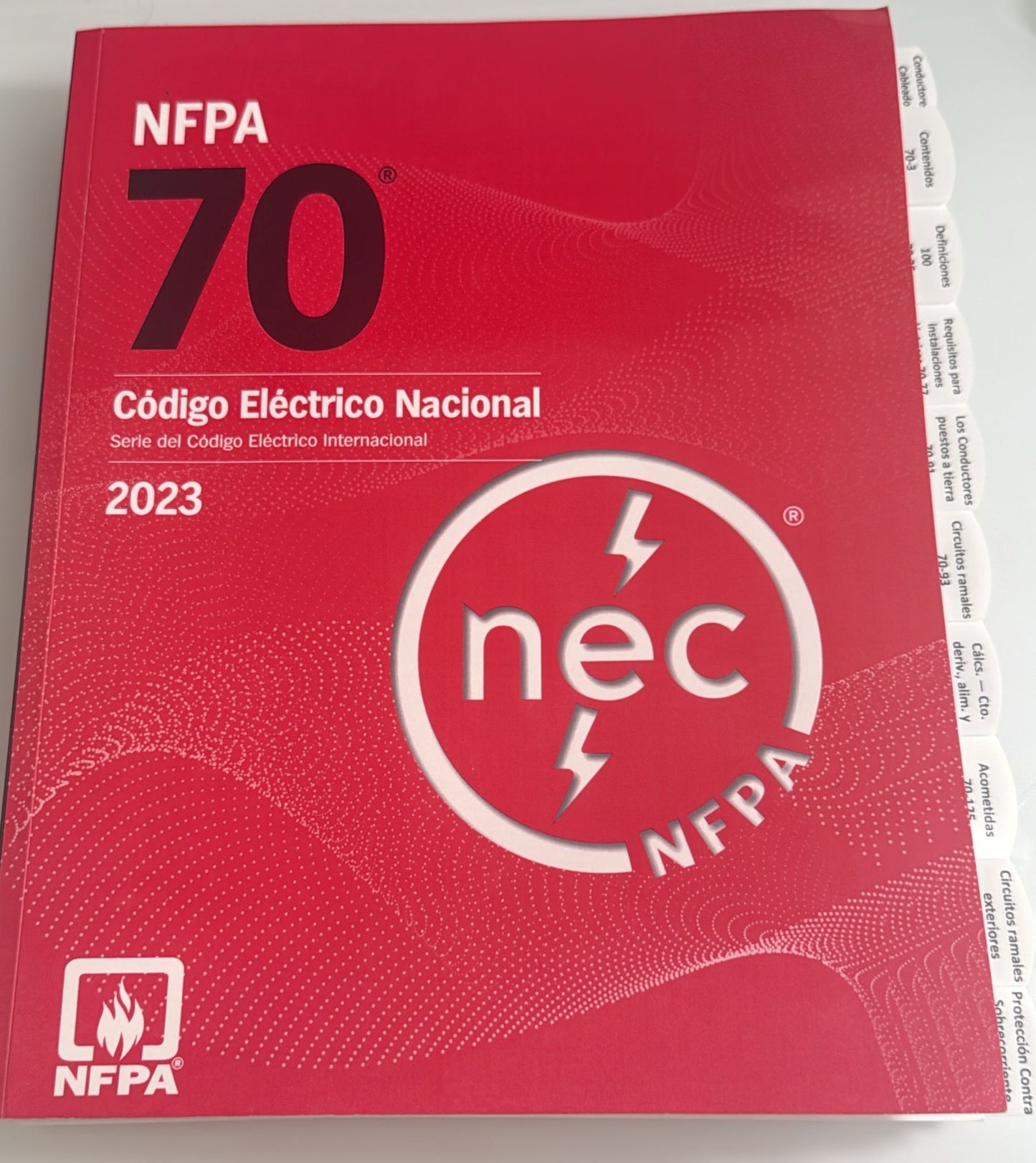 NEC 2023 Spanish Edition with Tabs – Código Eléctrico Nacional 2023 en Español con etiquetas | NFPA 70 Oficial